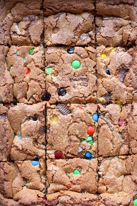 Candy Bar Cookie Bars Yummy Bars, Candy Bar Cookies, Salty Cookies, Leftover Halloween Candy, Joy The Baker, Snickers Bar, Blondie Brownies, Bar Cookies, Brownie Bar