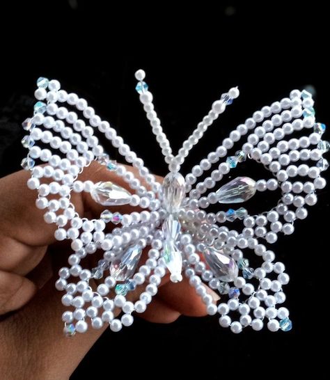 Beaded Ornaments Diy, Diy Hair Accessories Ribbon, Beaded Flowers Patterns, Beads Craft Jewelry, Beaded Jewels, Beaded Crafts, Bead Work Jewelry, Beaded Animals, Beaded Jewelry Patterns