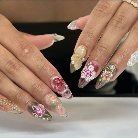 Kali Uchis Orquideas Nails, Orchid Nails, Nail Aesthetic, Pretty Gel Nails, Floral Set, Orange Aesthetic, Gem Nails, Manicure Y Pedicure, Dream Nails