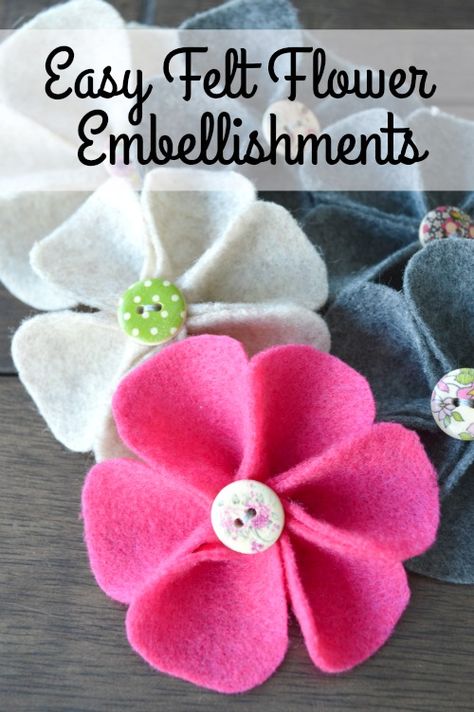 Want to make some cute little flowers as embellishments for your sewing projects? These only take about 10 minutes and cost less than $0.10 to make! Make Felt Flowers, Fleece Projects, Felt Flowers Diy, Sewing Fleece, Flower Embellishments, Techniques Couture, Sewing Projects For Kids, Felt Flower, Sewing Projects For Beginners