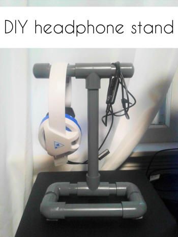 DIY headphone holder | Crazy DIY Mom Headphone Holder Diy, Diy Headphone Holder, Diy Headphone Stand, Headphone Organizer, Diy Headphones, Office Diy, Pvc Pipe Fittings, Headset Stand, Headphone Stand