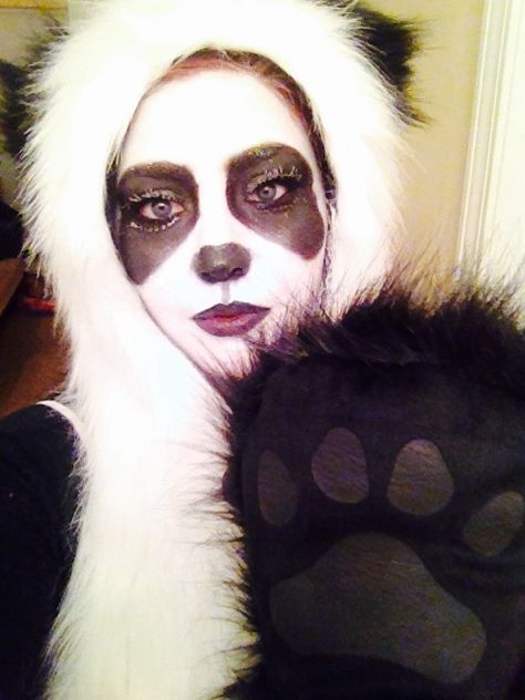 #PandaMakeup #Panda #Pandabear #Halloween #BlackAndWhite #MakeupBySmidge Cute Panda Makeup, Panda Make Up Halloween, Panda Makeup Halloween, Panda Bear Face Paint, Panda Halloween Costume, Panda Makeup Cute, Panda Makeup, Panda Costumes, Cute Halloween Makeup