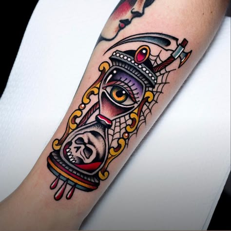 Traditional Tattoo Eye, Traditional Tattoo Filler, Cupid Tattoo, Traditional Black Tattoo, Optical Illusion Tattoos, Illusion Tattoos, Cuff Tattoo, Bright Tattoos, Hourglass Tattoo