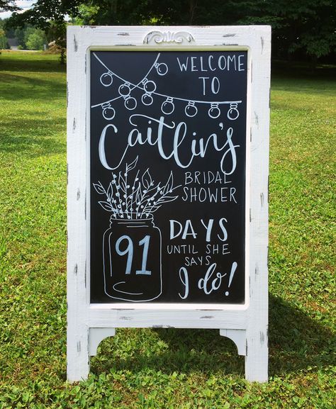 Welcome Bridal Shower Sign Chalkboard, Bridal Shower Chalkboard Sign Ideas, Bridal Shower Chalkboard Sign, Bridal Shower Sandwiches, Calligraphy Chalkboard, Bridal Shower Chalkboard, Bridal Shower Signage, Honeymoon Shower, Paint Lettering