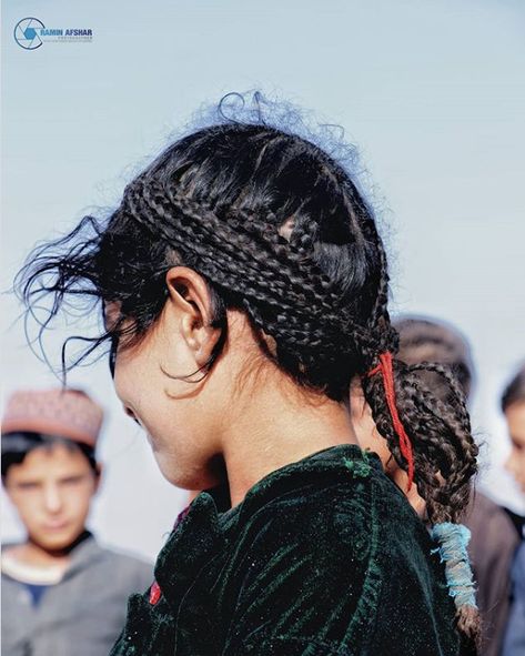 Afghan Hairstyles, Turkish Bride, Herat Afghanistan, White Veils, The Turk, Braided Hair, Wearing A Hat, Bride Wear, Hanging Pendants