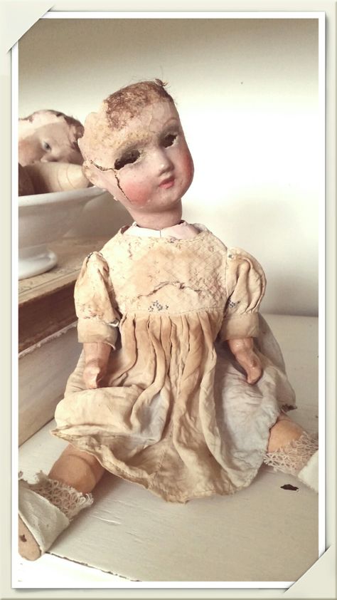 Shabby doll Antique Porcelain Dolls Creepy, Porceline Doll Cracked, Old Dolls Vintage Creepy, Haunted Doll Aesthetic, Drawtober 2023, Old Dolls Vintage, Cracked Porcelain Doll, Old Porcelain Dolls, Broken Porcelain Doll