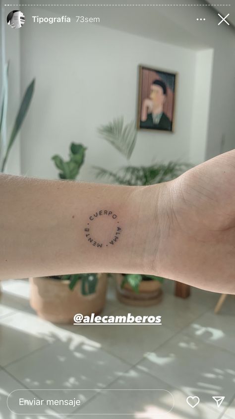 Rafa Tattoo, Minimal Tattoo Designs, Minimal Tattoo Ideas, Phrase Tattoos, Circle Tattoo, Cute Tiny Tattoos, Small Hand Tattoos, Family Tattoos, Tumblr Photography