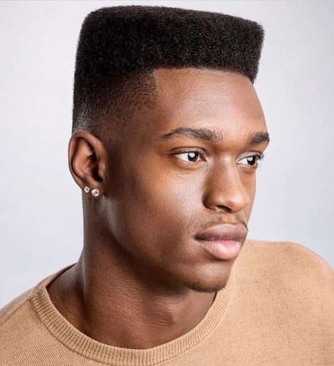 Flat Head Hairstyle, 90s Hip Hop Hairstyles, Square Haircut, Masculine Haircuts, Iconic Haircuts, Swag Haircuts, High Top Haircut, Hair Sculpting, Haircuts For Black Men