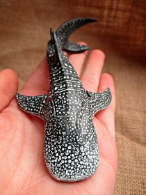 Holly's Creations in Clay: Whale Shark Sculpture Process Whale Shark Cardboard Sculpture, Cardboard Shark Sculpture, Foam Clay Sculpture, Shark Sculpture Clay, Whale Shark Pottery, Whale Shark Ceramic, Whale Shark Paper Mache, Ceramic Whale Shark, Whale Shark Sculpture