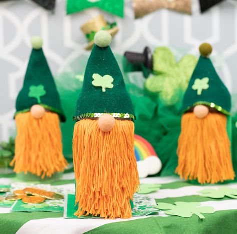 St. Patrick's Day Treat Gnome – Craft Box Girls Diy St Patrick's Day Crafts, Felt Easter Crafts, Gnome Craft, Shamrock Template, St Patrick Day Treats, St Patricks Day Crafts For Kids, Recycle Cans, St Patrick's Day Decorations, St Patrick's Day Crafts