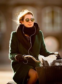 Bicycle Chic, Bike Cycle, Cycling Bikes, Bicycle Bike, Copenhagen, Cycling, Sweater Dress, Bicycle, Bike