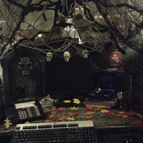 This year's work pod...giant tent and this is the inside. My Halloween Cubicle Cubicle Halloween Decorations, Halloween Cubicle, Creative Halloween Decorations, Office Halloween Decorations, Dollar Store Halloween Decorations, Cheap Halloween Decorations, Halloween Office, Dollar Store Halloween, Easy Halloween Decorations