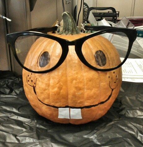 My cute nerd pumpkin Dumbahh Pumpkin, Nerd Pumpkin, Goofy Pumpkin, Pumpkin Suit, Cute Nerd, Pumpkin Decorating Contest, Painting Pumpkins, Scary Pumpkin Carving, Snake Drawing