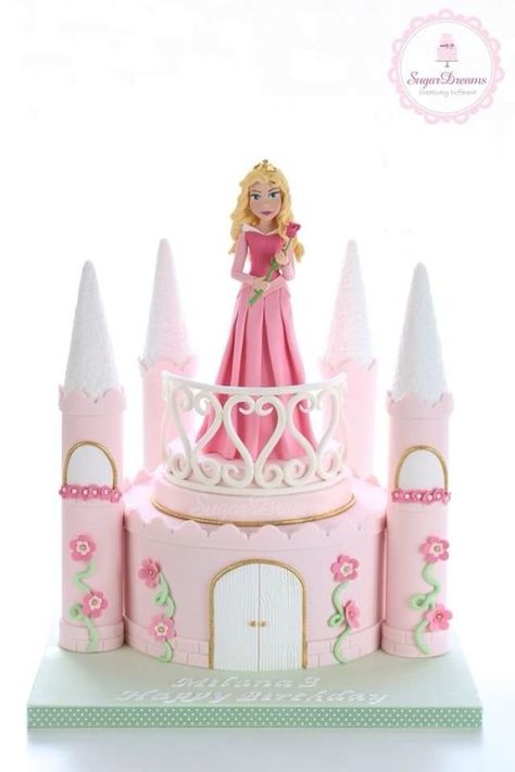 Sleeping Beauty ~ castle cake                                                                                                                                                     More Aurora Cake, Sleeping Beauty Cake, Bolo Rapunzel, Castle Birthday Cakes, Sleeping Beauty Party, Princess Castle Cake, Disney Princess Castle, Belle Cake, Disney Princess Cake