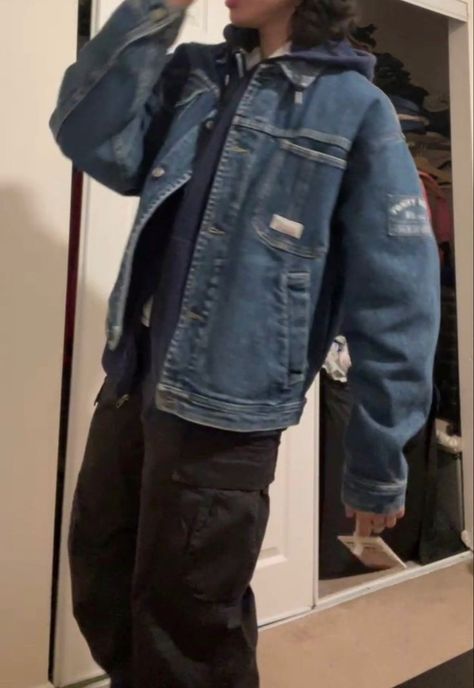 Dark Denim Jacket Outfit Aesthetic, Navy Jacket Outfit Aesthetic, Cargos And Denim Jacket, Oversized Jean Jacket Outfit Men, Baggy Denim Jacket Outfit Men, Navy Blue Hoodie Outfit Aesthetic, Dark Wash Jean Jacket Outfits, Navy Denim Jacket Outfit, Dark Jeans Jacket Outfit