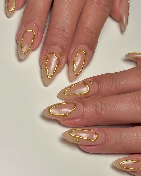 Dripping gold ✨ #sweetnailsbygab #tlvnailbestie Gold Drip Nails, Gold 3d Nails, Dripping Gold, Gold Drip, Short Almond Nails, Drip Nails, Nails Now, July 17, Nail Arts