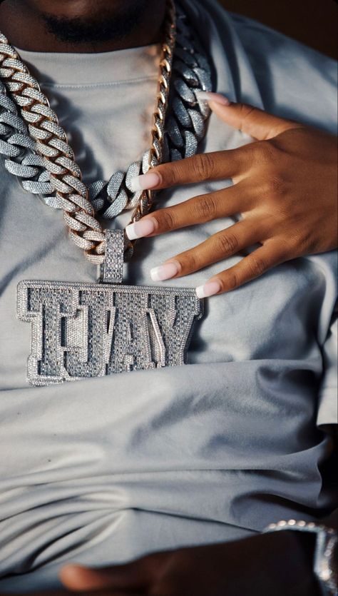 Lil T Jay Wallpaper, Lil Tjay Wallpapers, Tjay Wallpaper, Chains Aesthetic, Lil Tay, Lil Tjay, Nicki Minaj Pictures, Rapper Outfits, Miami Cuban Link Chain