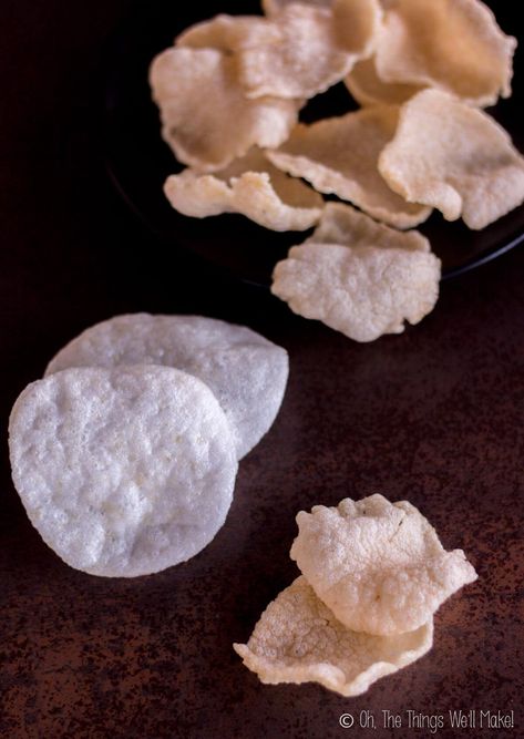 Prawn Crackers Recipe, Cold Starters, Prawn Crackers, Hazelnut Meringue, Grain Free Bread, Asian Sweets, Chinese Restaurants, Classic Appetizers, Seasoning And Spice