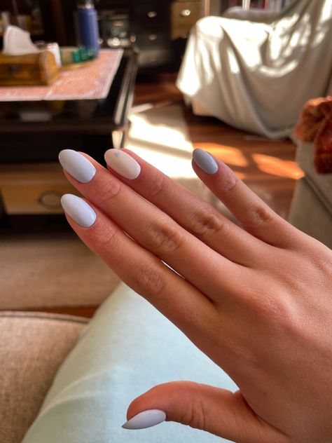 Heart white and blue nails White And Light Blue Nails, Milky Blue Nails, Blue Heart Nails, Round Tip Nails, Blue Shellac Nails, Powder Blue Nails, Blue Nail Inspo, White And Blue Nails, Pastel Blue Nails