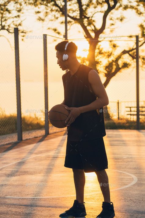 Basketball At Night, Basketball Gym Pictures, People Playing Basketball, Street Basketball Photography, Sitting On Basketball Hoop, Movie Photo, Active Lifestyle, Black Panther, Listening To Music