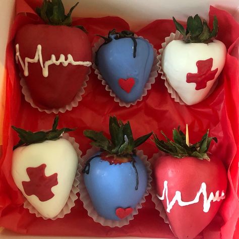 Pinterest inspired Nurse Chocolate Covered Strawberries, Cupcake Arrangements, Dipped Berries, Treat Business, Strawberry Ideas, Chocolate Covered Fruit, Dipped Strawberries, Chocolate Dipped Strawberries, Creative Birthday Cakes