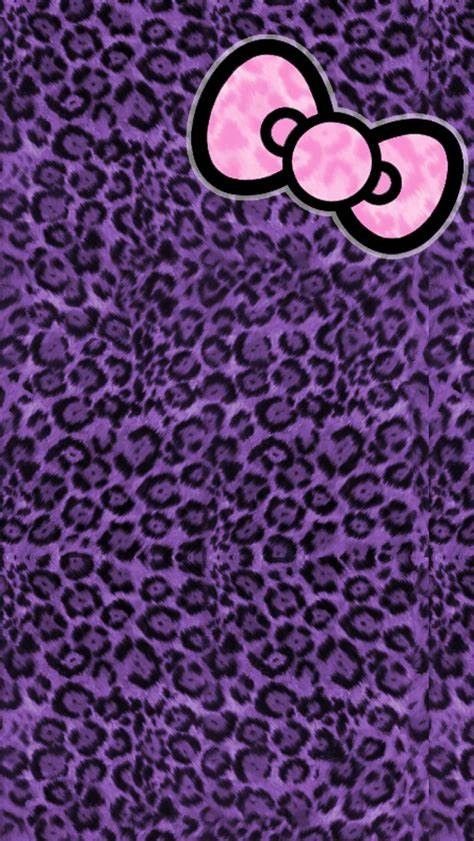 Purple Gyaru Wallpaper, Purple Y2k Background, Wallpaper Cheetah Print, Scene Kid Wallpaper, Hello Kitty Cheetah Print, Wallpaper Cheetah, Print Hello Kitty, Y2k Aesthetic Wallpaper, 2000s Wallpaper