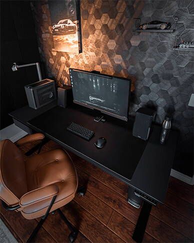 Computer Gaming Room, Computer Desk Setup, Home Studio Setup, Video Game Room Design, Desktop Setup, Video Game Rooms, Office Games, Bedroom Setup, Computer Room