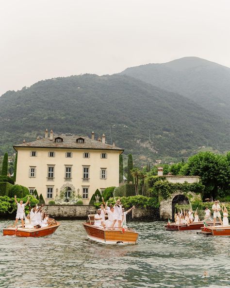 A dreamy bridal party with a boat ride on Lake Como, surrounded by stunning views. Unforgettable moments, laughter, and Prosecco toasts! 🥂 Photography: @daniloandsharon Couple: @jordangiorgio @paolini15 Planning & design: @oanaevents Videography: @cordes_studio Beauty team: @kellsiebainmakeup @makeupbyalessandra_ @sieraphillipsbeauty @kaylabenay.hmua Boats: @cantiere_cadenazzi Dream Bigger, Como Wedding, Lake Como Wedding, European Wedding, Boat Ride, Wedding Aesthetic, Lake Como, Ride On, Dream Big