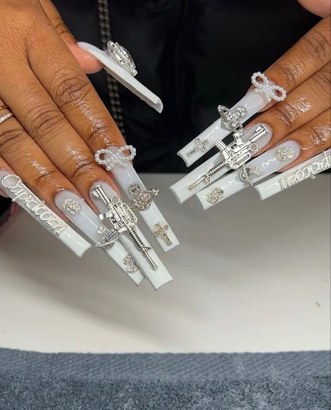 White Long Nails, Nails Gems, Bedazzled Nails, Gem Nail Designs, Bandana Nails, Grey Acrylic Nails, Coffin Nails Ombre, Cross Nails, Bears Nails