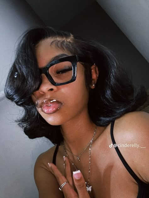 Black Baddies Hairstyles, Frontal Wig Hairstyles, Quick Weave Hairstyles, Lace Fronts, Natural Hair Styles Easy, Hair Ponytail Styles, Hairstyle Inspo, Hair Styles Easy, Quick Weave