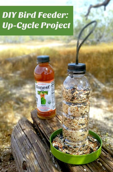 This DIY Bird Feeder is easy and affordable, too!    #HonestSustainabiliTEA #ad #RefreshinglyHonest Bird Feeder Post, Bird Feeders Diy Kids, Bird Feeders For Kids To Make, Bird Feeder Hangers, Bird Feeder Station, Bird Feeder Stands, Make A Bird Feeder, Bird Feeder Craft, Squirrel Proof Bird Feeders