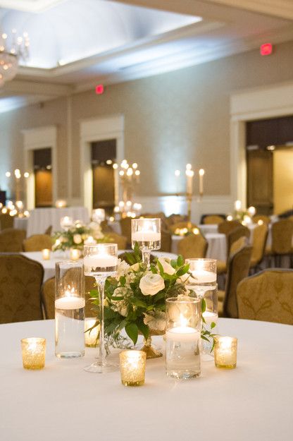 Wedding Table Votives, Cylinder Candle Centerpieces, Candle Reception Decor, Wedding Table Placement, Votive Candles Wedding, Wedding Votives, Candles Reception, Gold Wedding Centerpieces, Floating Candle Centerpieces