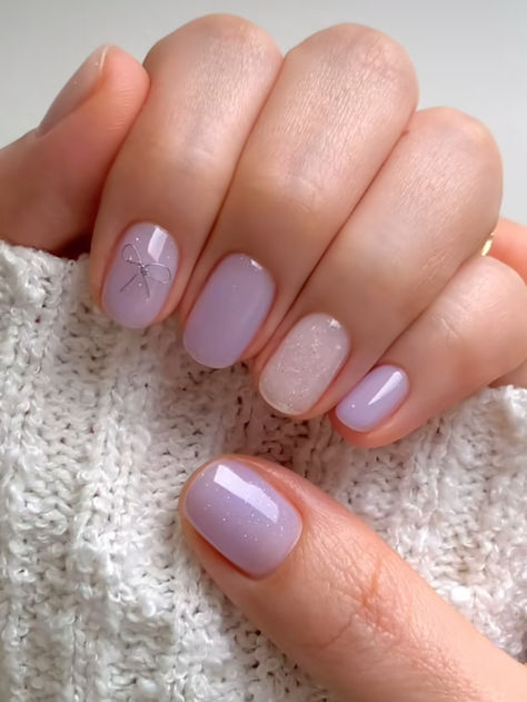 Korean light purple nails: ribbon accent Lilac Purple Short Nails, Light Purple Aesthetic Nails, Light Nail Color Ideas, Simple Nails No Design, Nail Purple Pastel, Lilac Jelly Nails, Purple Milky Nails, Korean Simple Nails, Korean Nail Art Purple