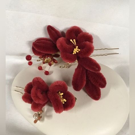 Hair Accessories Maroon Velvet With Pearl, Moldable Metal Flower Petals With Pearl Inside Black Hair Bows, Flower Headdress, Hair Tie Bracelet, Leopard Print Fabric, Feather Hair Clips, Christmas Headband, Gold Headband, Claw Hair Clips, Velvet Hair