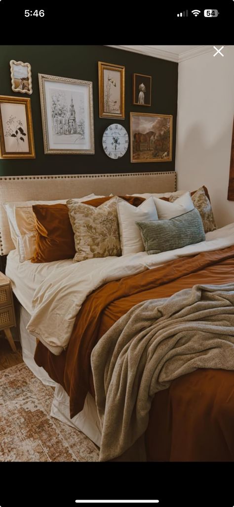 Fall Colored Bedroom, Rust Color Palette Bedroom, Color Palette Bedroom, Rust Color Palette, Colored Bedroom, Orange Bedroom, Bedroom Orange, Rust Color, Fall Colors