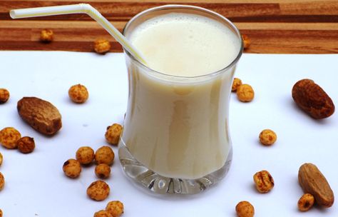 Tiger Nut Milk Recipe - Kunu Aya or aki Hausa Tigernut Drink, Tigernut Milk, Tiger Nut Milk, Nut Milk Recipe, Nigerian Foods, Tiger Nut, Milk Benefits, Best Drink, Food For Digestion