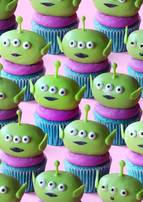 Cupcakes Toy Story, Chocolate Covered Cake, Alien Cupcakes, The Scran Line, Scran Line, Alien Cake, Space Cupcakes, Cupcake Toy, Buzz Lightyear Party