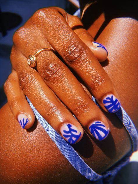 Matisse Inspired Nails, Surfer Nails Aesthetic, Marrakech Nails, Matisse Nails, Portuguese Nails, Vacation Short Nails, Blue Manicure, Nail Designs For Short Nails Gel, Mediterranean Nails