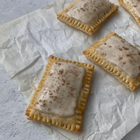 Pop Tarts Aesthetic, Tarts Aesthetic, Chai Glaze, Cherry Poptart, Heart Shaped Food, Spiced Chai, Chefs Kiss, Cute Baking, Pretty Food