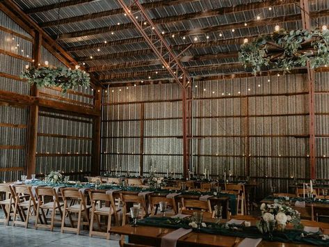 Wedding Venue Ideas Indoor, Barn Wedding Venue Ideas, Barn Wedding Lighting, Shop Wedding Reception, Wedding Venue Ideas, Shed Wedding, Fall Barn Wedding, Rustic Farm Wedding, Barn Wedding Reception