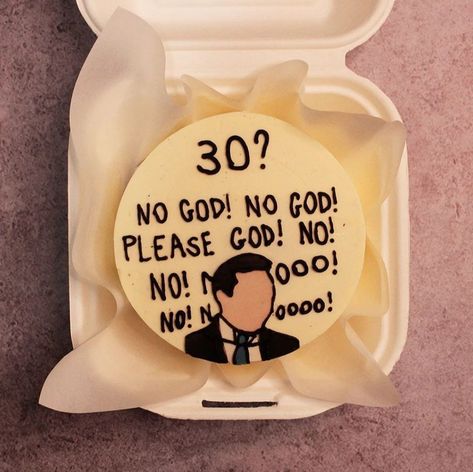 The Office Birthday Cake Ideas, Thirty Cake 30th Birthday, Funny 26 Birthday Cake, Bento Cake 30th Birthday, 30th Birthday Cake For Women Funny, The Office Cake Ideas, The Office Themed Cake, Funny Cakes For Men, Funny Birthday Cakes For Adults