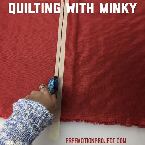 This week I've been playing with Minky fabric on the back of several quilt sandwiches and I love the effect. Learn how to quilt with Minky fabric and machine quilt Paisley in this new Sit Down Quiltin Minky Blanket Pattern, Sunday Video, Backing A Quilt, Minky Quilt, How To Quilt, Quilt Backing, Handi Quilter, Quilting Videos, Sewing 101