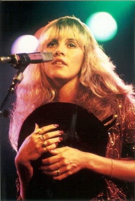 Billy B, Buckingham Nicks, Stevie Nicks Style, Stephanie Lynn, Ancient Queen, Lindsey Buckingham, Stevie Nicks Fleetwood Mac, I'm With The Band, Witchy Woman