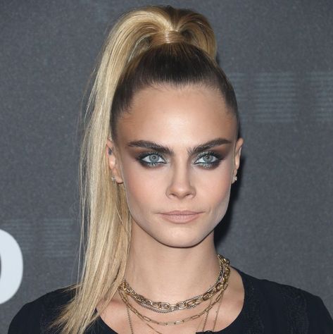 Savage x Fenty - Arrivals - September 2019 - New York Fashion Week: The Shows Cara Delevingne Makeup, Cara Delevingne Tattoo, Vogue Quotes, Bad Eyebrows, Brow Lamination, Ashley Benson, Cate Blanchett, Cara Delevingne, Style Icon