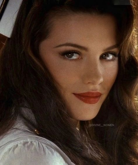 Evelyn Pearl Harbor, Evelyn Johnson, Pearl Harbor Movie, Divine Women, Pearl Harbor, Kate Beckinsale, Have You Ever, Hair Goals, The Movie