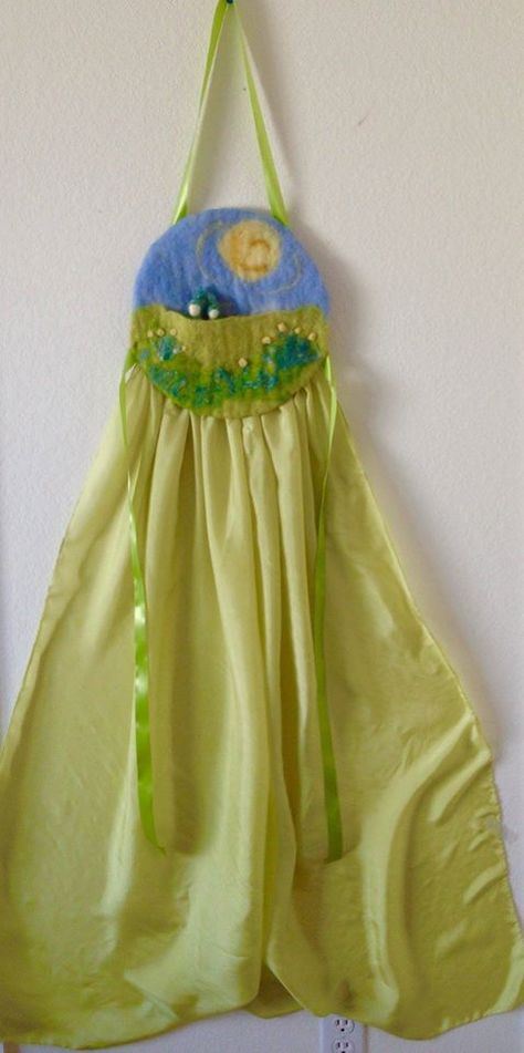 Spring Story Apron made by Suzanne Down‎. Pinned with her permission from Waldorf Story and Puppetry Shop. Wet felted top with pocket for puppet magic, 45" silk skirt which becomes your stage when sitting for your lap story. $95 plus post (light) and comes with a spring story to get you started! Storytelling Apron, Waldorf Story Apron, Story Apron, Waldorf Lantern Walk, Storytelling With Puppets, Waldorf Felt Play Mats, Puppetry Arts, Puppet Stage, Felt Story