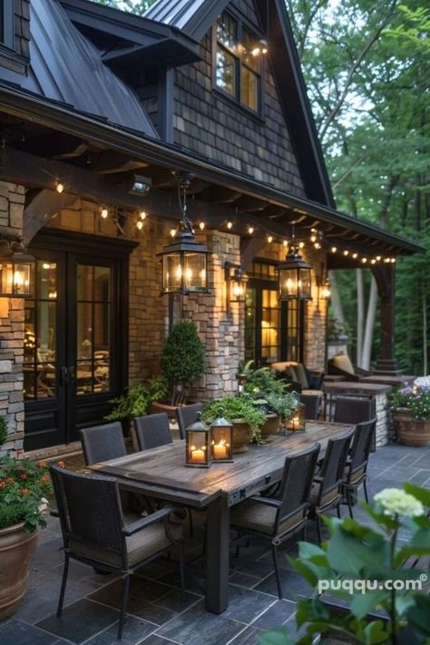 Outdoor Tuscan Patio: Bringing the Charm of Tuscany to Your Backyard - Puqqu Tuscan Patio Ideas Italian Villa, Tuscan Pergola Outdoor Spaces, Tuscan Veranda, Tuscany Style Home Exterior, Tuscan Patio Ideas, Tuscany Architecture Tuscan Style, Garden Sculpture Ideas, Tuscan Patio, Rustic Tableware