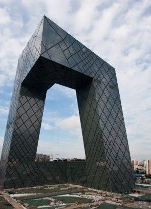 Cctv Headquarters, Rem Koolhaas, Modern Architecture Building, Skyscraper Architecture, Famous Architects, Central Business District, Modern Chinese, Iconic Buildings, Chinese Architecture