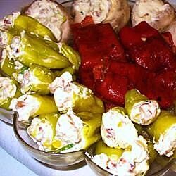 Stuffed Pepperoncini, Pepperoni Recipes, Pepperoncini Peppers, Pepperocini Recipes, Appetizers Easy Finger Food, I Am Back, Appetizer Dips, Bastille, Vegan Diet