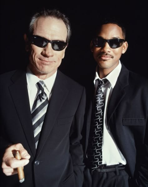 Men in Black (1997) Tommy Lee Jones, Men In Black, Tommy Lee, Movie Stills, Will Smith, Black